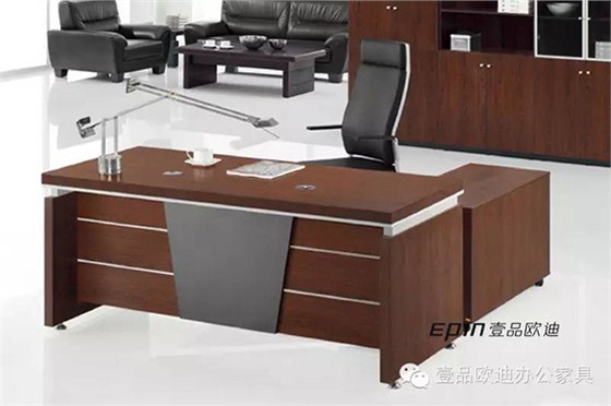 以大班臺定義辦公室基調(diào) 以大班臺定義辦公室基調(diào)