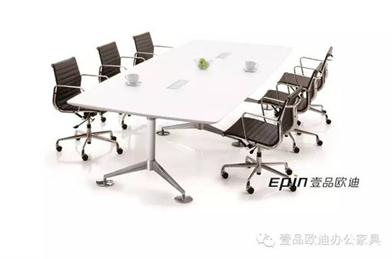 以大班臺定義辦公室基調(diào) 以大班臺定義辦公室基調(diào)