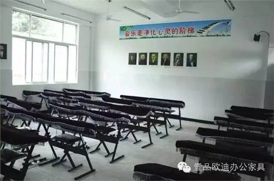 “災(zāi)后重建 精準(zhǔn)扶貧 春暖童心”-壹品歐迪辦公家具在行動！